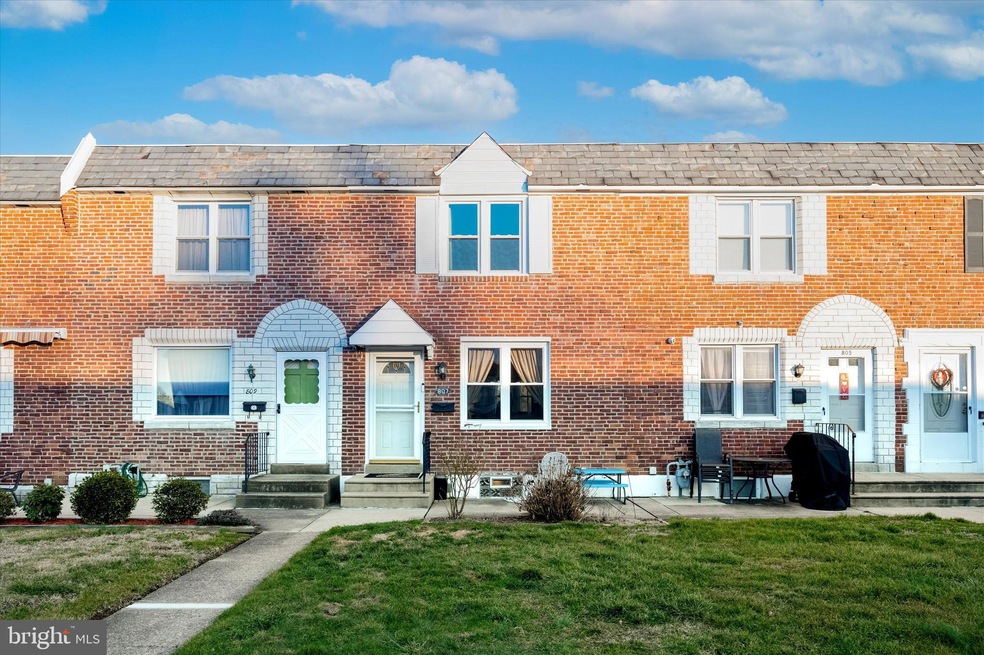 807 Crescent Dr, Glenolden, PA 19036 - photo 1