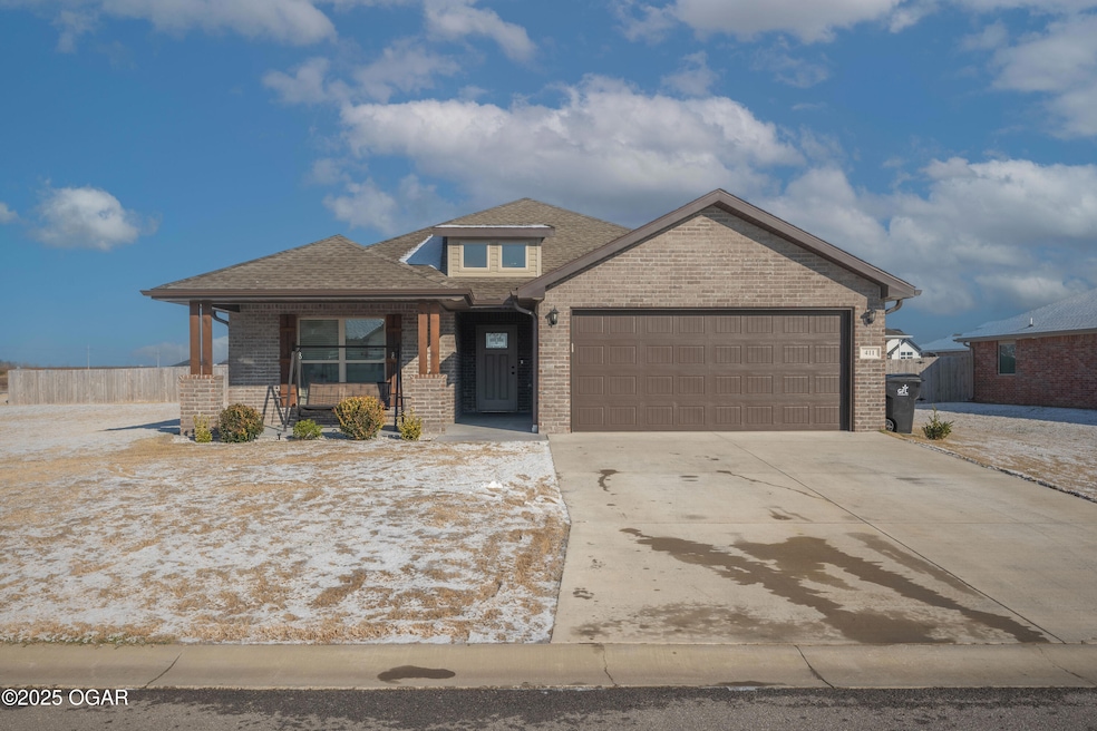 411 Sophia Jane Ln, Joplin, MO 64801 - photo 1