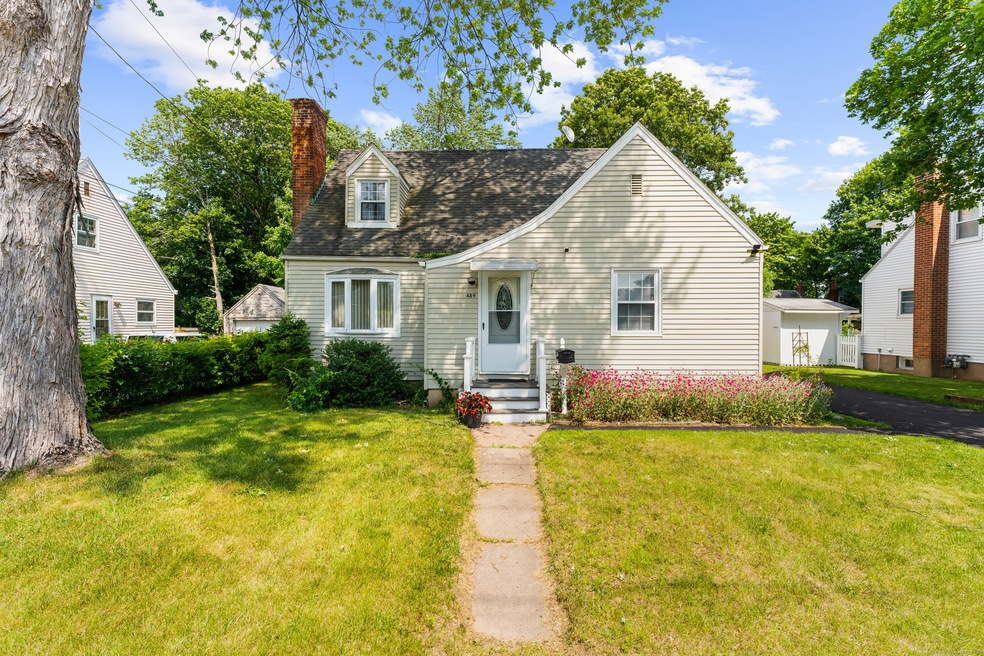 489 Adams St, Manchester, CT 06040 - photo 1