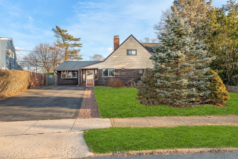 Sold $645,000 • Co-Listing Agent