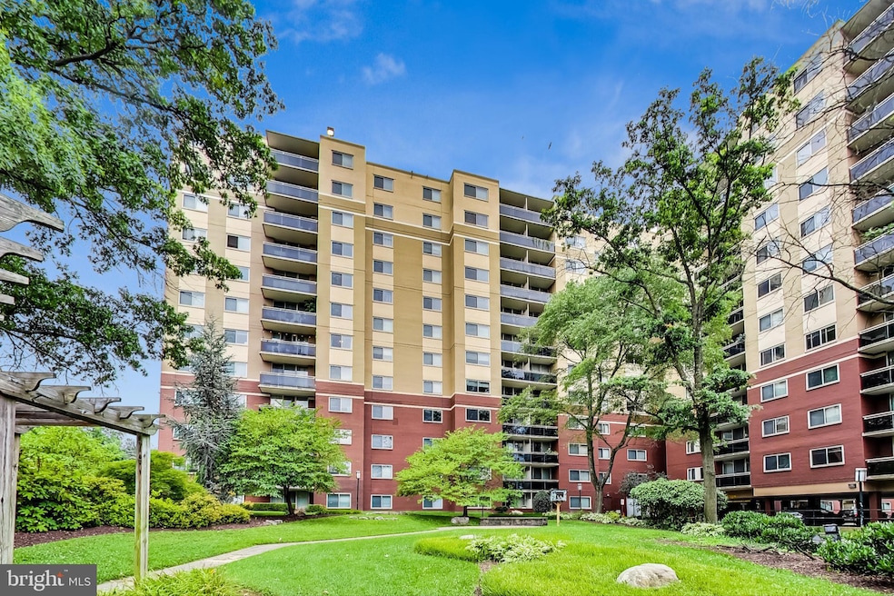 Takoma Overlook Condominium, Takoma Park, MD 20912 - photo 1