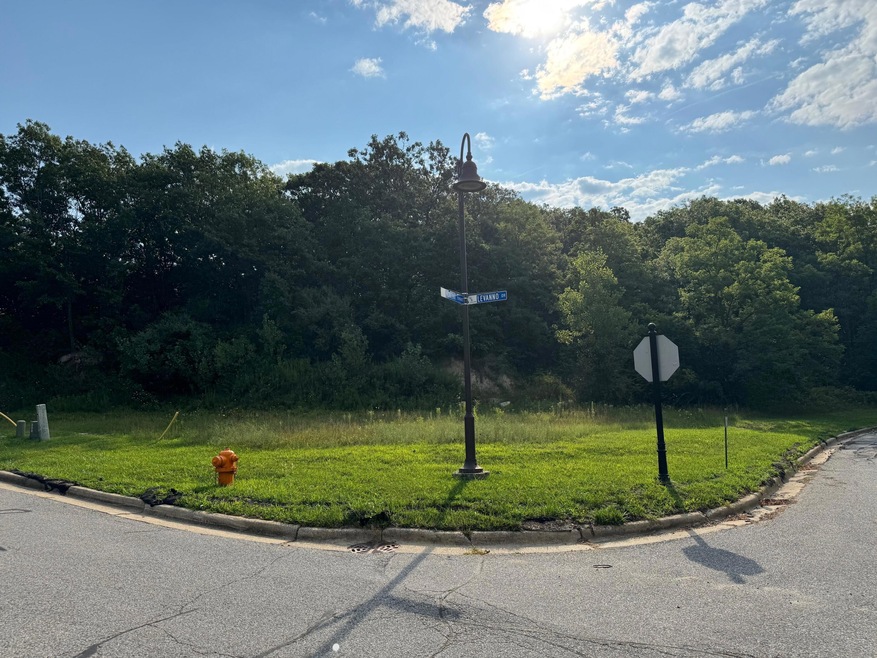 39 Levanno Dr, Crown Point, IN 46307 - photo 1