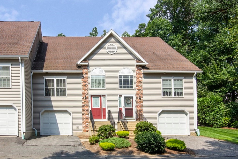 18 Palmer Rd unit 11, Monson, MA 01057 - photo 1