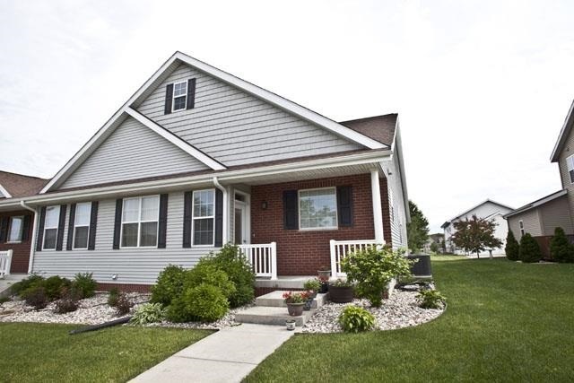 5211 Teaberry Ln unit 6, Fitchburg, WI 53711 - photo 1