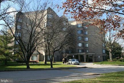 3011 Fallstaff Rd unit 602A, Baltimore, MD 21209 - photo 1