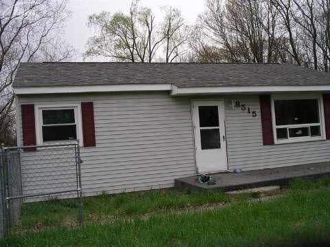 8515 N Clio Rd, Mount Morris, MI 48458 - photo 1