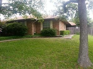 2200 Canterbury Ct, Denton, TX 76205 - photo 1