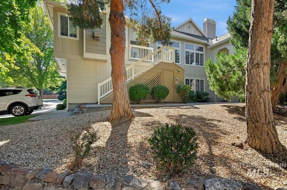 5122 S Surprise Way Unit 206