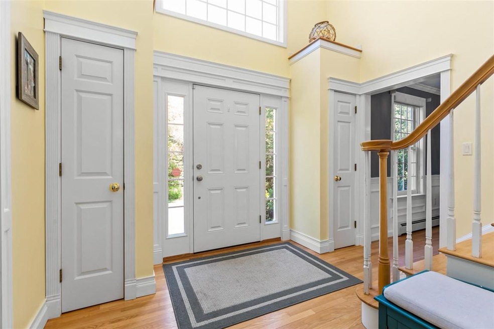 51 Pioneer Rd, Rye, NH 03870 - photo 1