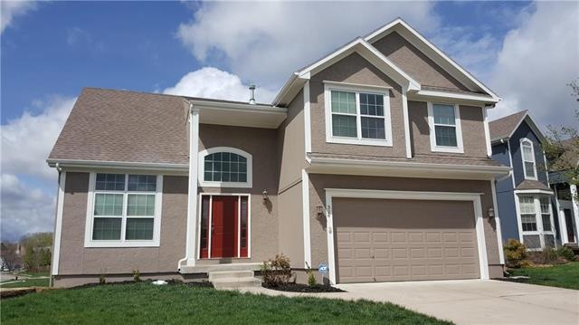 326 Sycamore St, Raymore, MO 64083 - photo 1