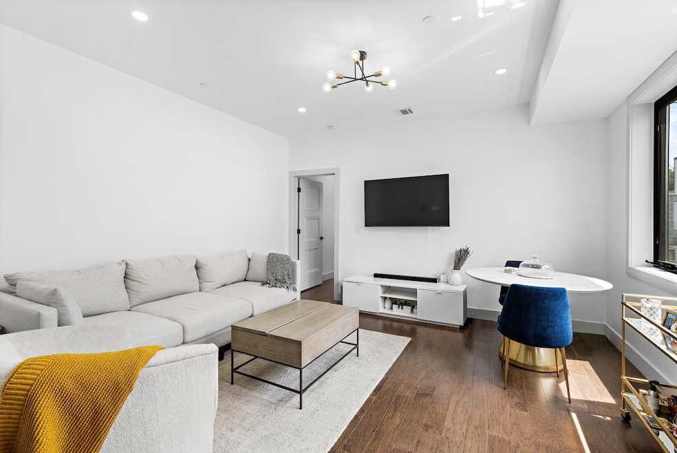 250 Webster Ave unit 1, Jersey City, NJ 07307 - photo 1