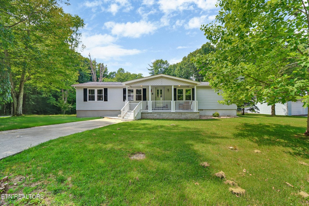 20 Robin Hood Ln, Crossville, TN 38558 - photo 1