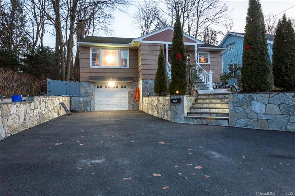 25 Bonair Ave, Waterbury, CT 06710 - photo 1