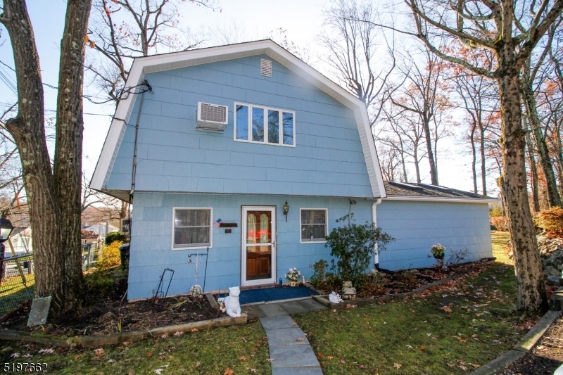 66 Hopatchung Rd, Hopatcong, NJ 07843 - photo 1