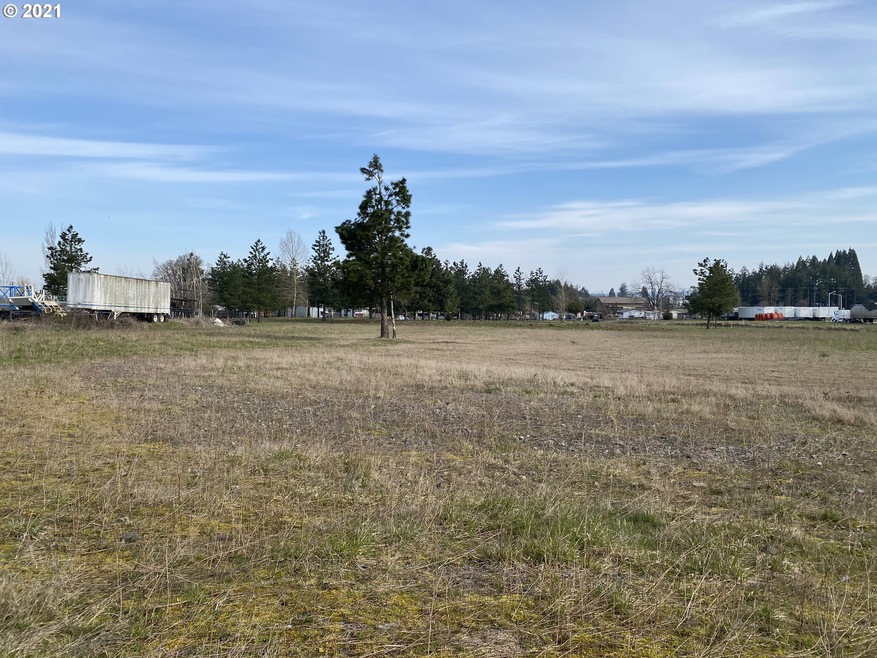 1436 W Main St, Molalla, OR 97038 - photo 1