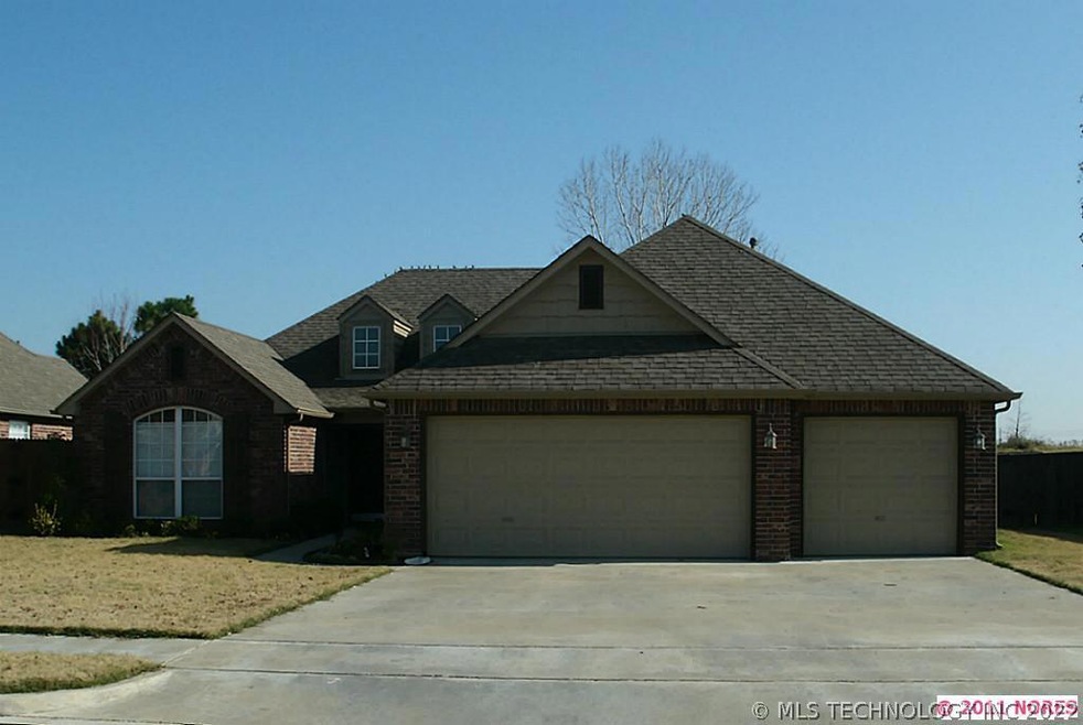 Immaculate home in sought out neighborhood