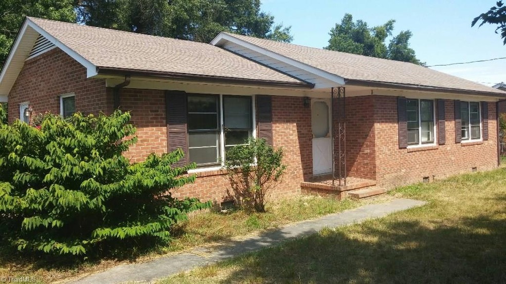 5662 Old Randleman Rd, Greensboro, NC 27406 - photo 1