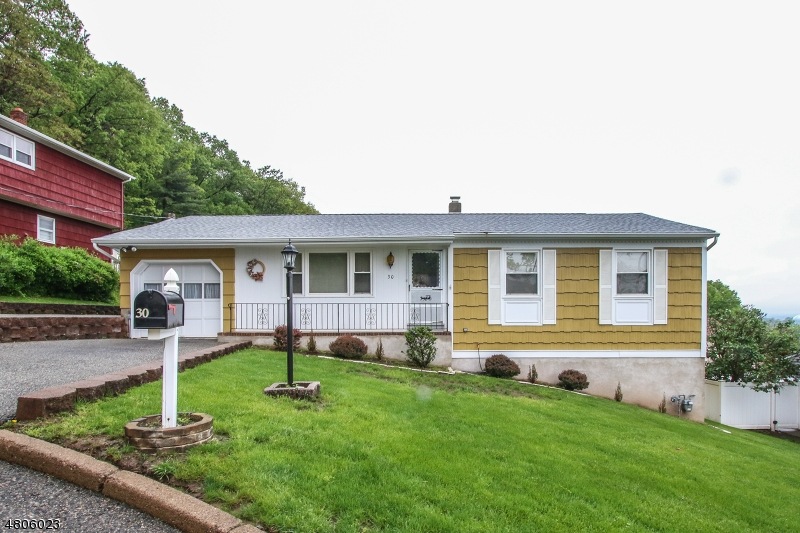 30 Cypress Ave, Haledon, NJ 07508 - photo 1