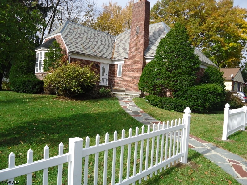 155 E Main St, Bergenfield, NJ 07621 - photo 1