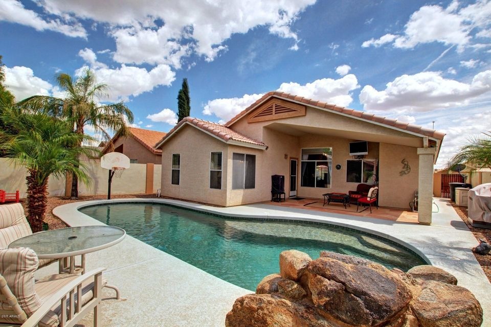 Your Backyard Desert Oasis