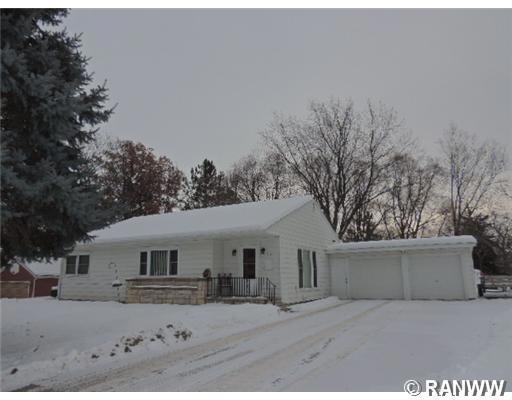 1318 11th Ave E, Menomonie, WI 54751 - photo 1