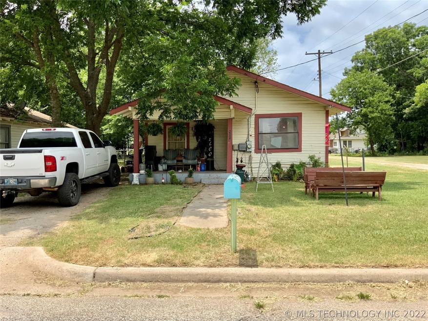 1211 B St NE, Ardmore, OK 73401 - photo 1