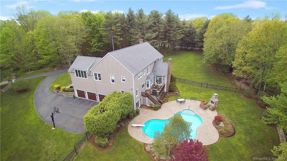 29 Sunnyview Dr, Redding, CT 06896 - photo 1