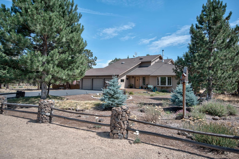 64548 Joe Neil Rd, Bend, OR 97701 - photo 1