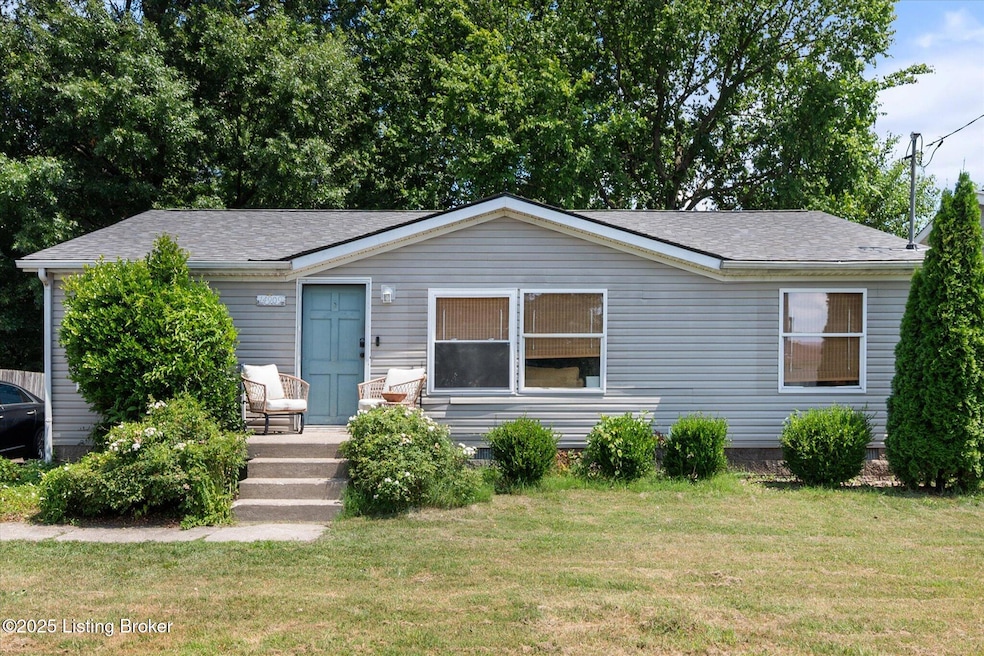 02-14909 Galston Blvd-100_crop