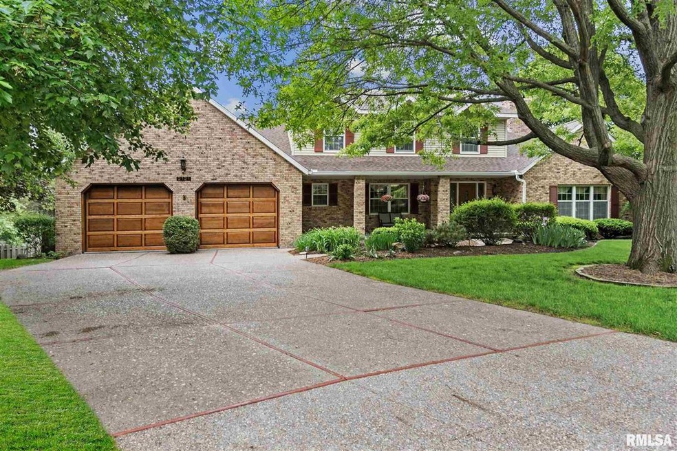 2121 New Castle Ct, Davenport, IA 52807 - photo 1