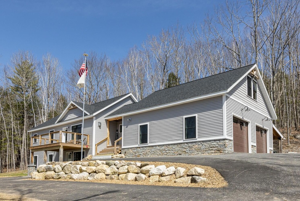 18 Spring Valley Rd, Raymond, ME 04071 - photo 1