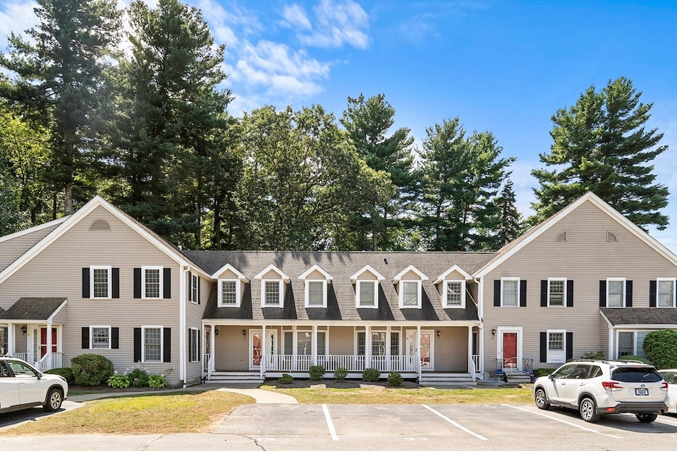 33 Bellwood Cir unit 33D, Bellingham, MA 02019 - photo 1