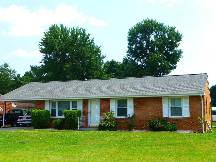 507 Santee Rd NE Roanoke VA 24019
