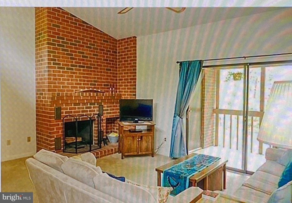 122 Turtle Creek Rd unit 9, Charlottesville, VA 22901 - photo 1