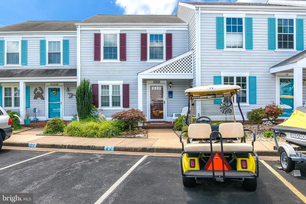 121 Lynnhaven Ct, Colonial Beach, VA 22443 - photo 1