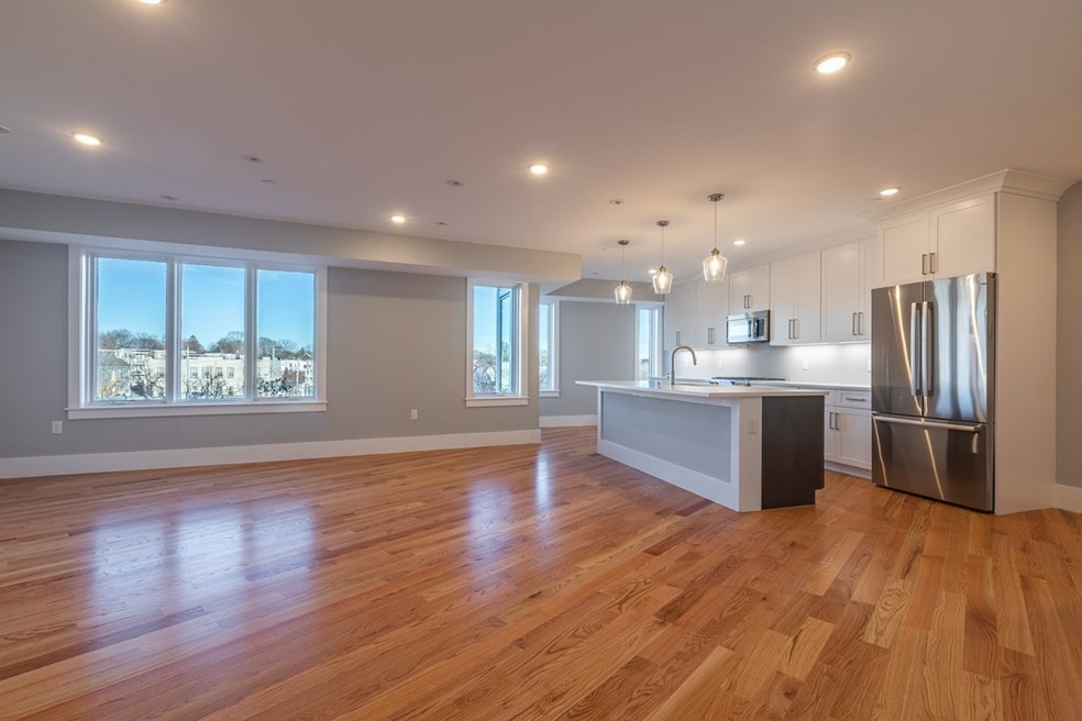 150 Hancock St unit 102, Quincy, MA 02171 - photo 1