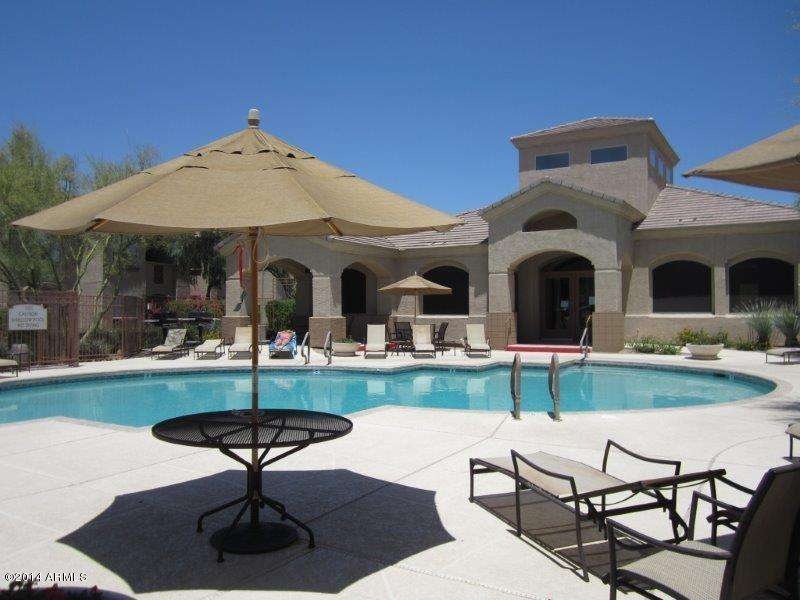 Terra Vista pool area