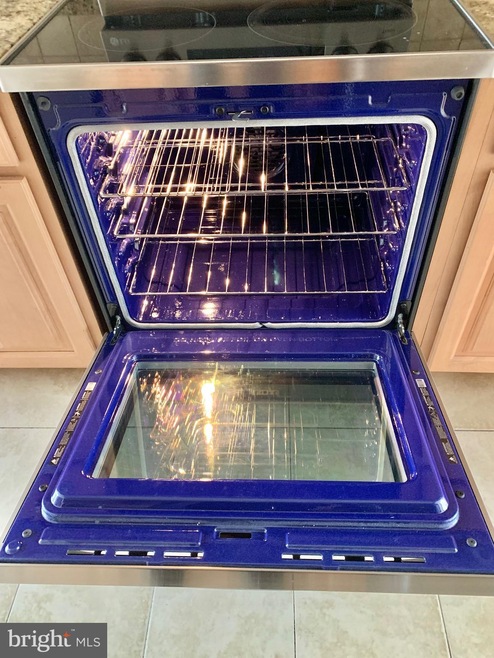 6218 Roblynn Rd, Laurel, MD 20707 - photo 1