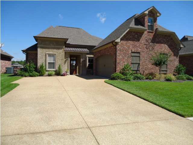 134 Martinique Dr, Madison, MS 39110 - photo 1