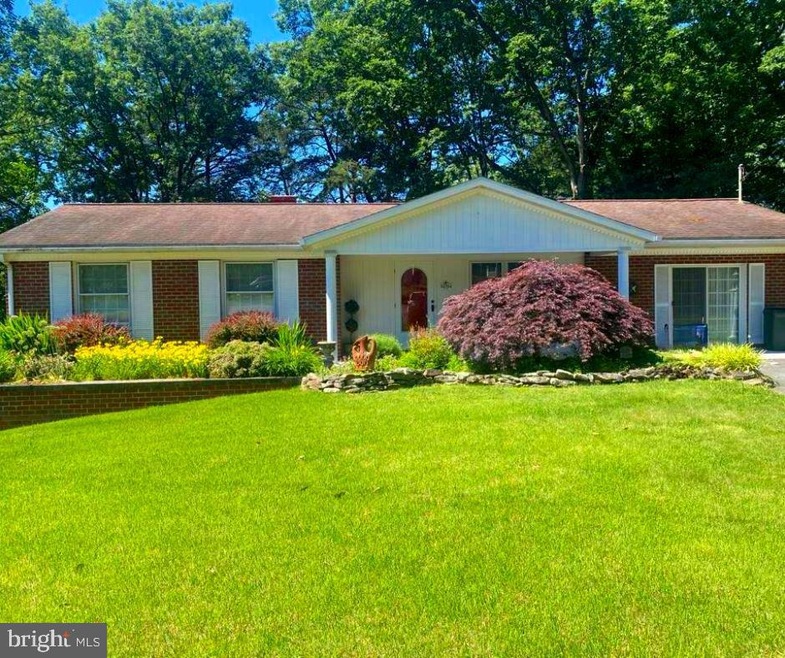 15704 Acorn Ct SW, Cumberland, MD 21502 - photo 1