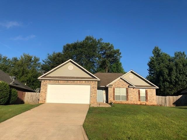 519 E Greenfield Dr, Wake Village, TX 75501 - photo 1