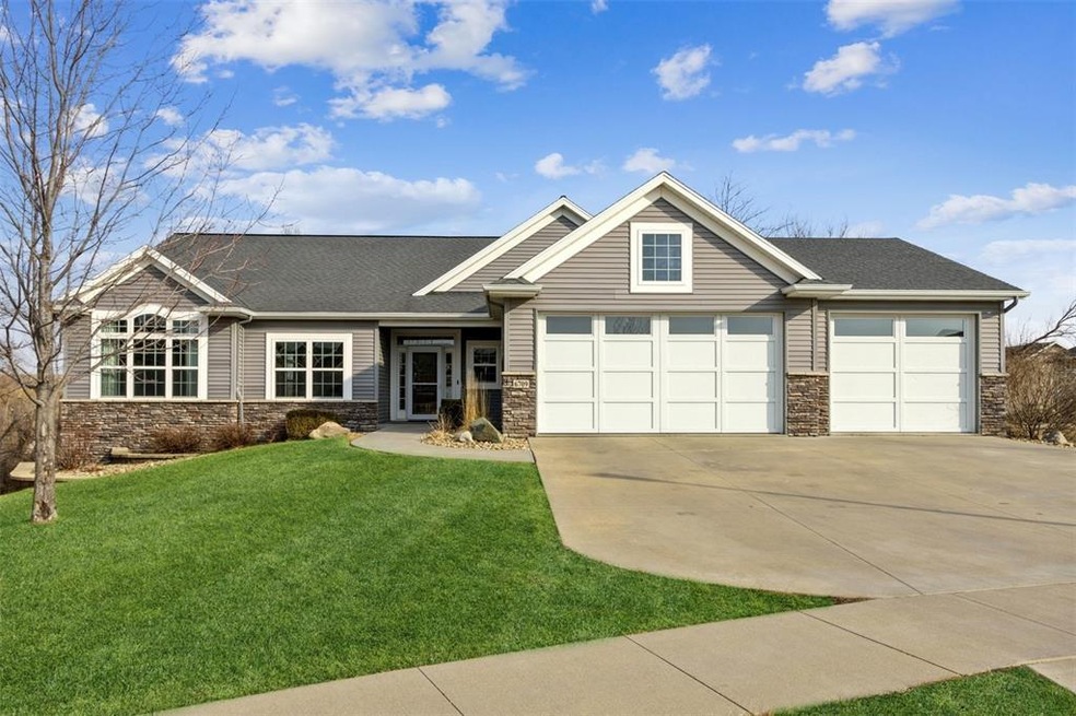6709 Red Granite Ct NW, Cedar Rapids, IA 52405 - photo 1