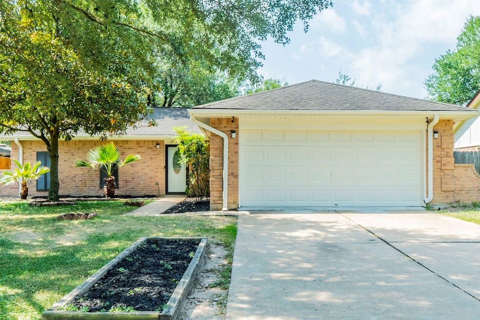 13819 Flagstone Dr, Houston, TX 77041 - photo 1