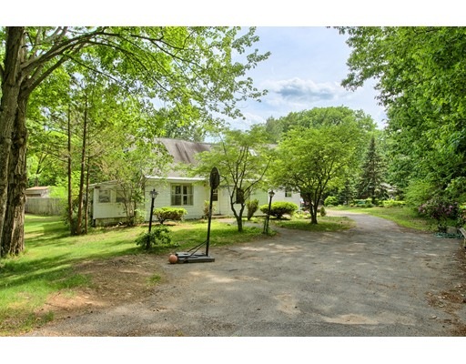 199 Columbia Ave, Fitchburg, MA 01420 - photo 1