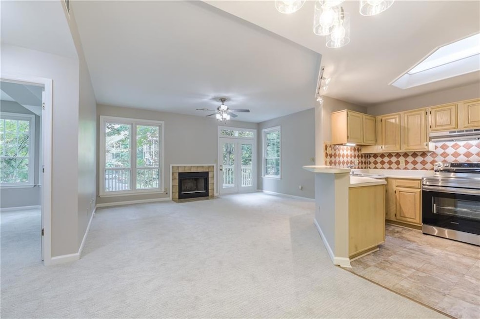 For Sale $215,000 • Co-Listing Agent