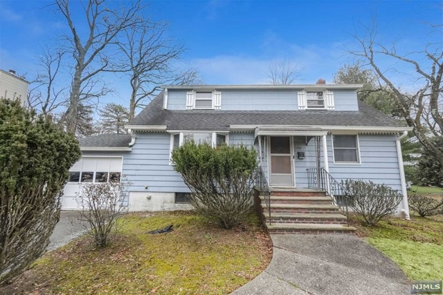 178 Walnut St unit First Floor, Northvale, NJ 07647 - photo 1