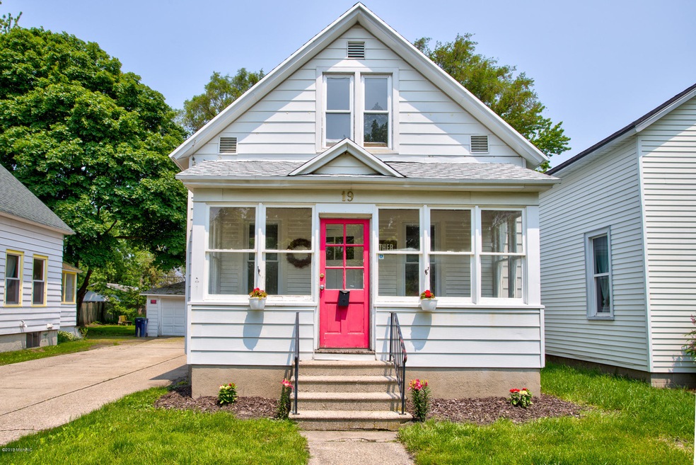19 E 19th Holland-15