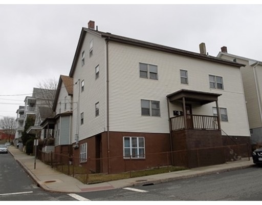 64 Hunter St unit 1 So, Fall River, MA 02721 - photo 1