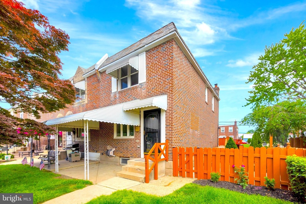 1071 Oakwood Dr, Glenolden, PA 19036 - photo 1