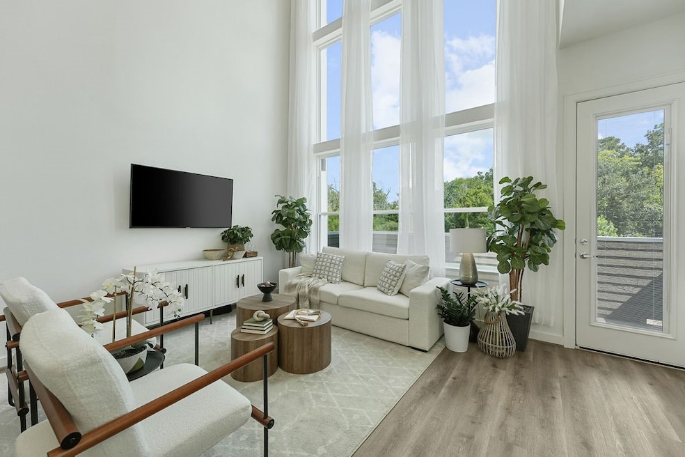 1220 Highland Row Ln, Houston, TX 77091 - photo 1